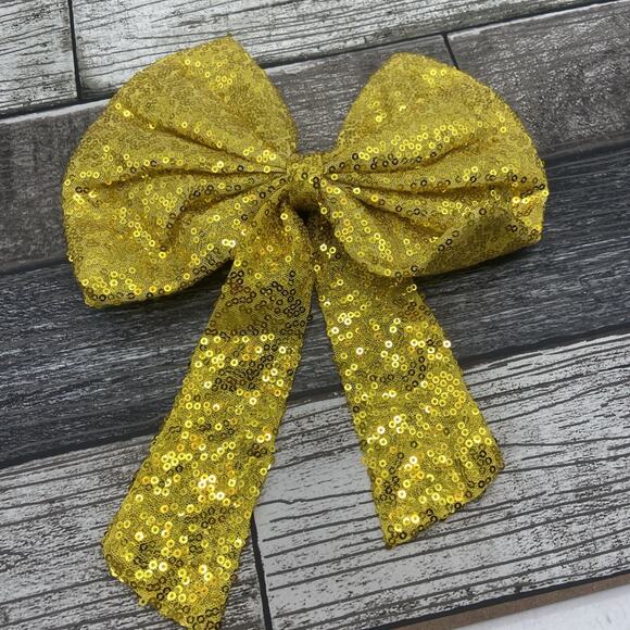 White Flower Girl Sees With Gold Ribbon And Bow Large {54} - Picture 13 of 15